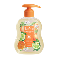 Жидкое мыло с дозатором Biomio Natural Liquid Soap с эфирными маслами апельсина и бергамота 300мл