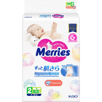 Подгузники Merries размер S 4-8кг, 62шт