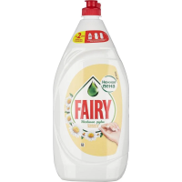 Средство Fairy для мытья посуды нежные руки, 1.35л